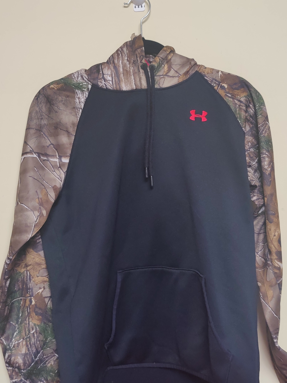 Under Armour Men’s Black Pullover with Camo Sleeves and Red Logo